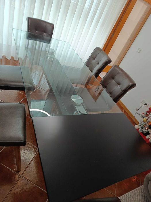 Mesa jantar extensível com 6 cadeiras