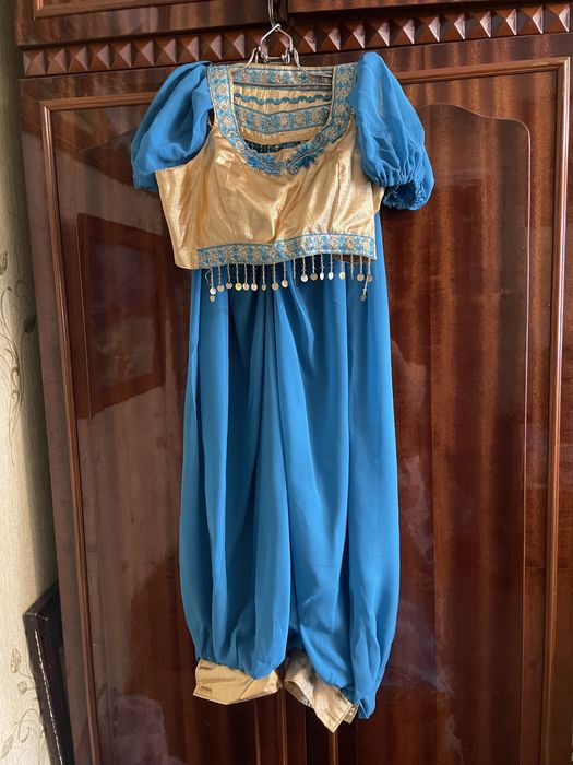 Костюм танцевальный. Восточный костюм.