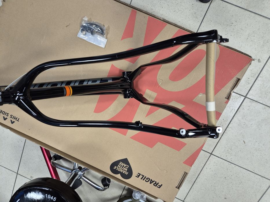 Nowa rama Cannondale Faat Caad L f vat