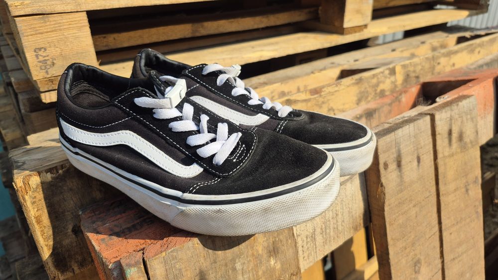 Кеди Vans Old Skool стан ідеал,розмір 36.5(устілка 23см) шнурівка замок.