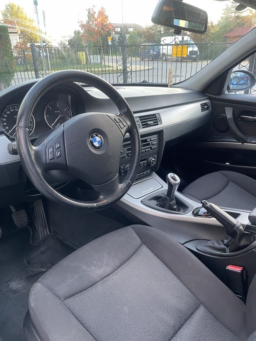 BMW e91 318d/2008r/143km