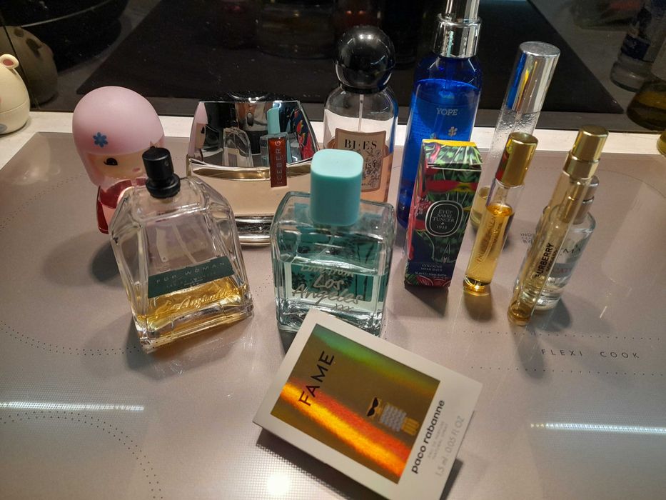 Duży zestaw perfum damskich 12 zapachów: Iceberg, Yope, Yodeyma, Avon