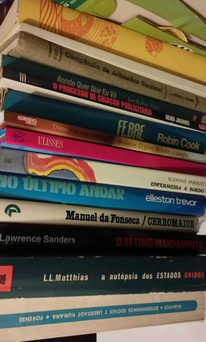 Livros variados, antigos e muito antigos ( Anúncio nº4 )