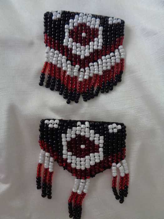 подарунк брошка Вишиванка нова 5,8* 6см ручна робота