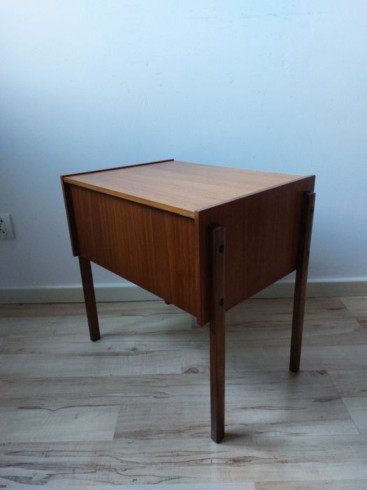 niciak / szafka / organizer tekowy proj.  lata 70-te marki Horn Moebel