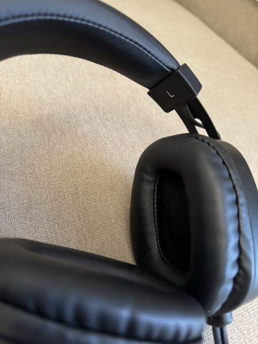 Ігрові навушники MSI в гарному стані