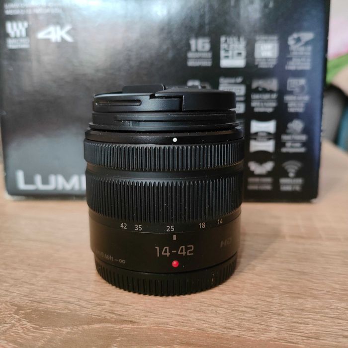 Panasonic Lumix DMC-G7 + Obiektyw H-FS1442A 14–42mm + Torba