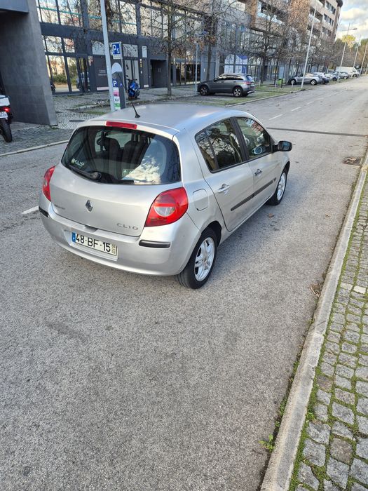 Renault clio 1.2 16v exclusive AC