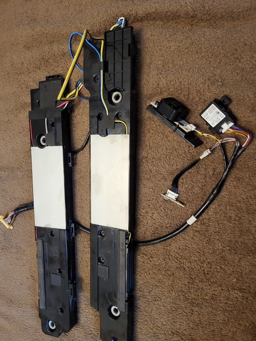 Samsung UE46F8000SL Głośniki