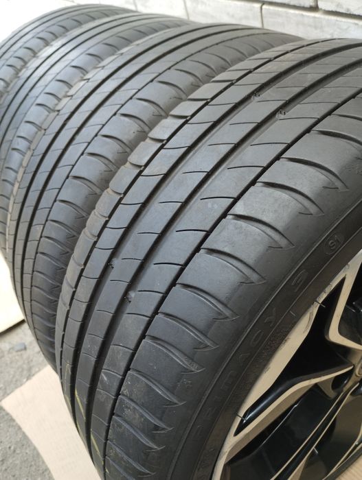 R17 4 100 диски Renault original  с шинами Michelin.