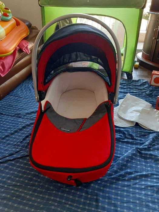 Alcofa da marca chicco em excelente estado