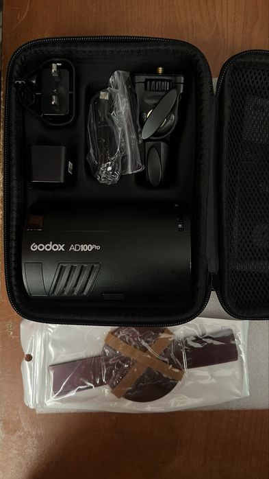 Фотовспалах Godox AD100Pro