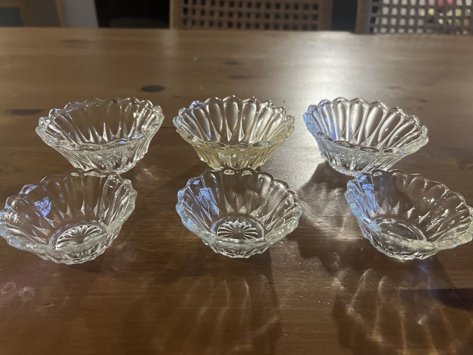 Taças de vidro grosso