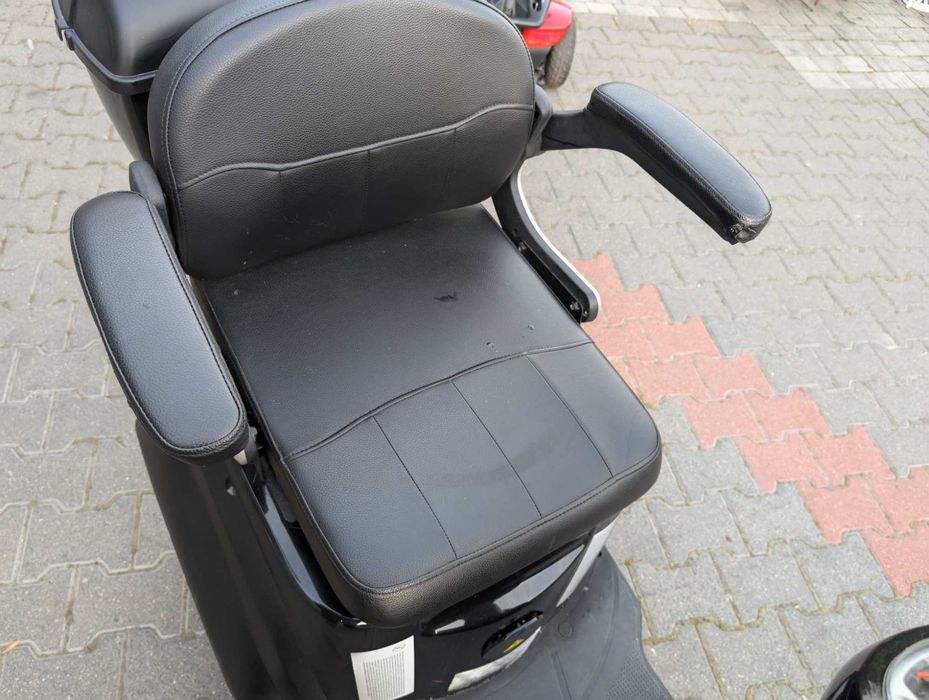 Veleco Crystal Wózek Inwalidzki Elektryczny