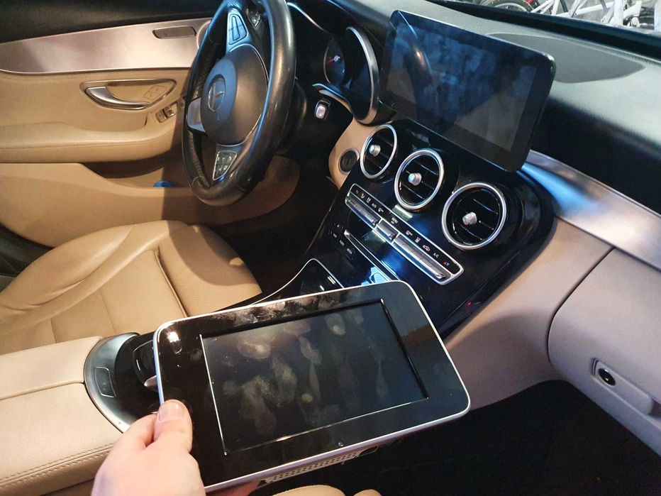 CAR PLAY ANDROID AUTO MERCEDES W205 CLA GLC radio stacja multimedialna