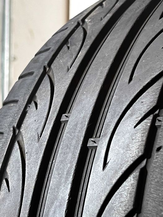 Pneus Hankook Ventus V12 Evo2 - 225/35/19 - Excelentes