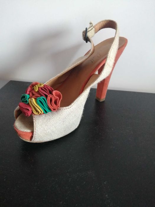 Sapatos salto, várias marcas, como novos