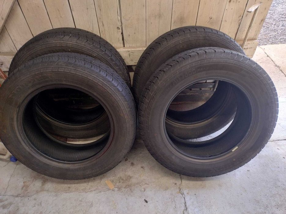 Sprzedam opony wielosezonowe nordex 225/65/17