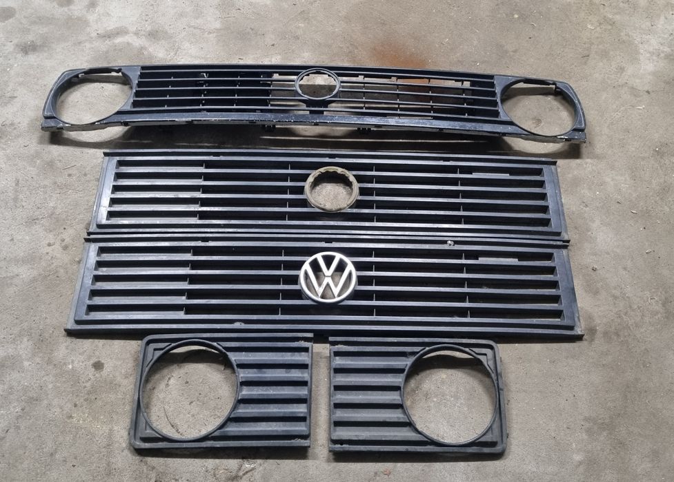 Решітка vw Golf 2 LT 28 гольф 2 лт 28