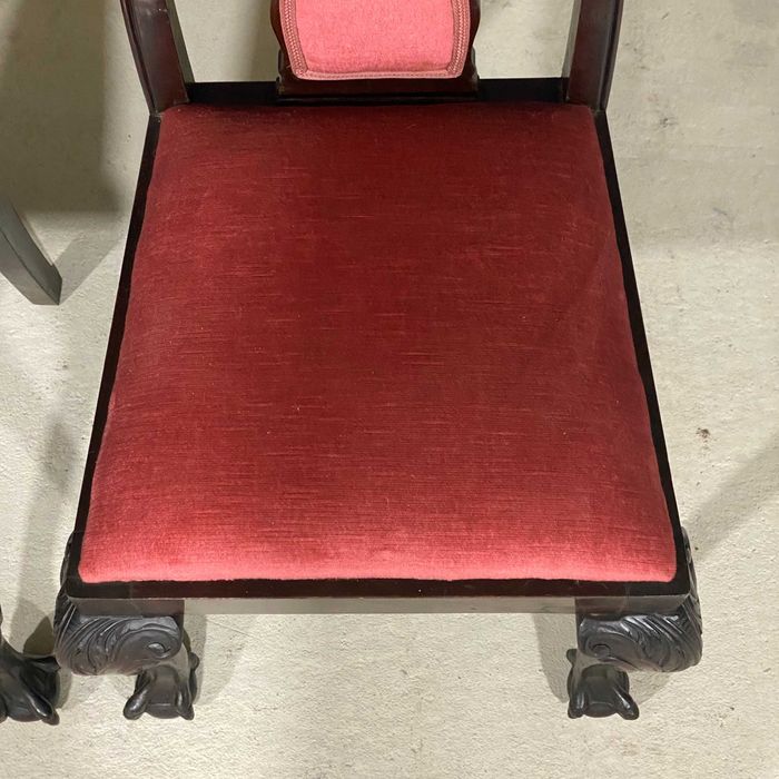Para krzeseł w stylu Chippendale