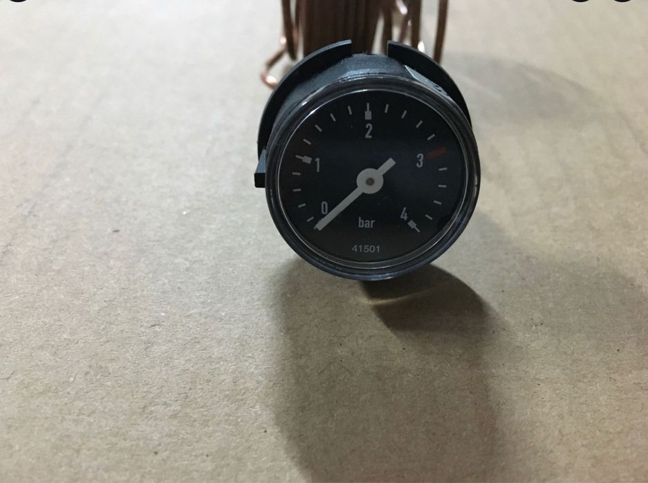 Viessmann manometr do kotła Vitodens W200 WB2C