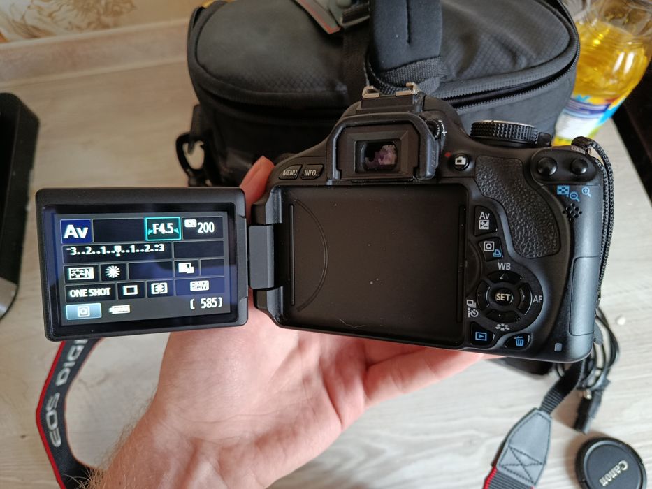 Фотоапарат Canon EOS 600d + Об'єктив 18-55 III