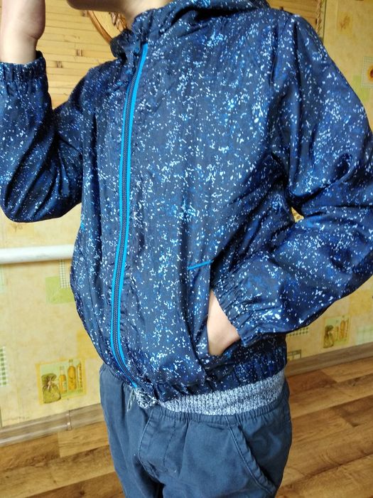 Мастерка, курточка, куртачка, ветровка.