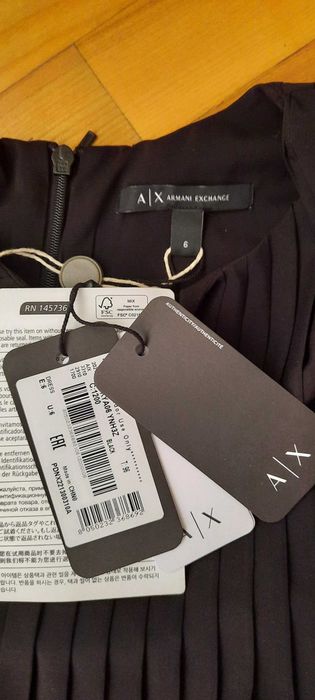 Платье Armani Exchange,p 38