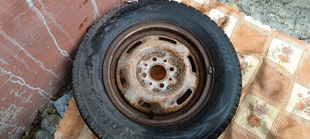 Колеса в зборі Hankook 175/70r13 зима на авто ваз део опель