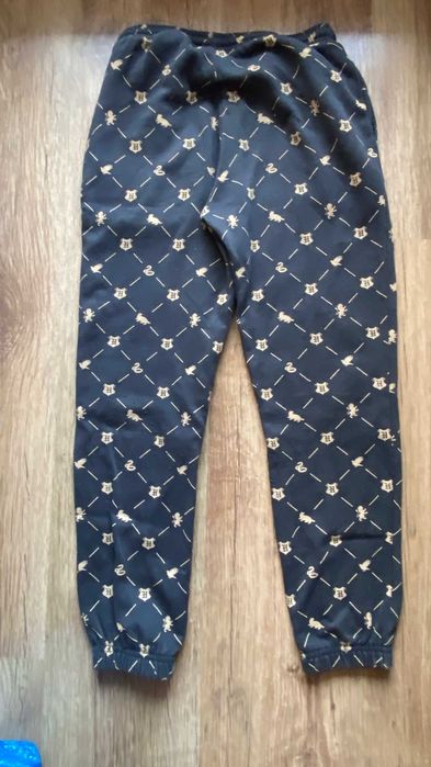 Spodnie dresowe H&M Harry Potter r. 134