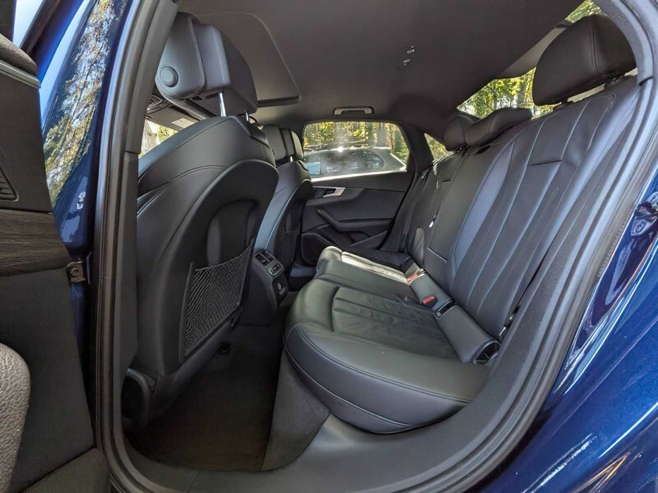 Audi A4      2018