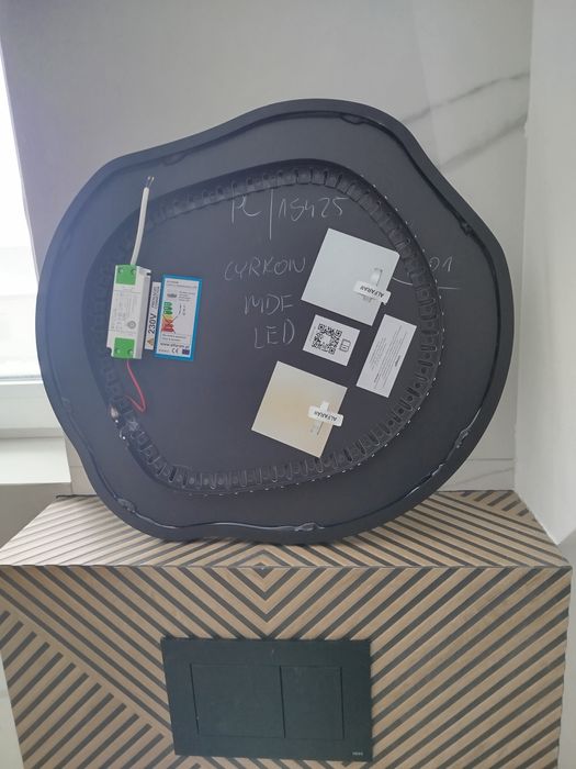 Lustro LED 50x53