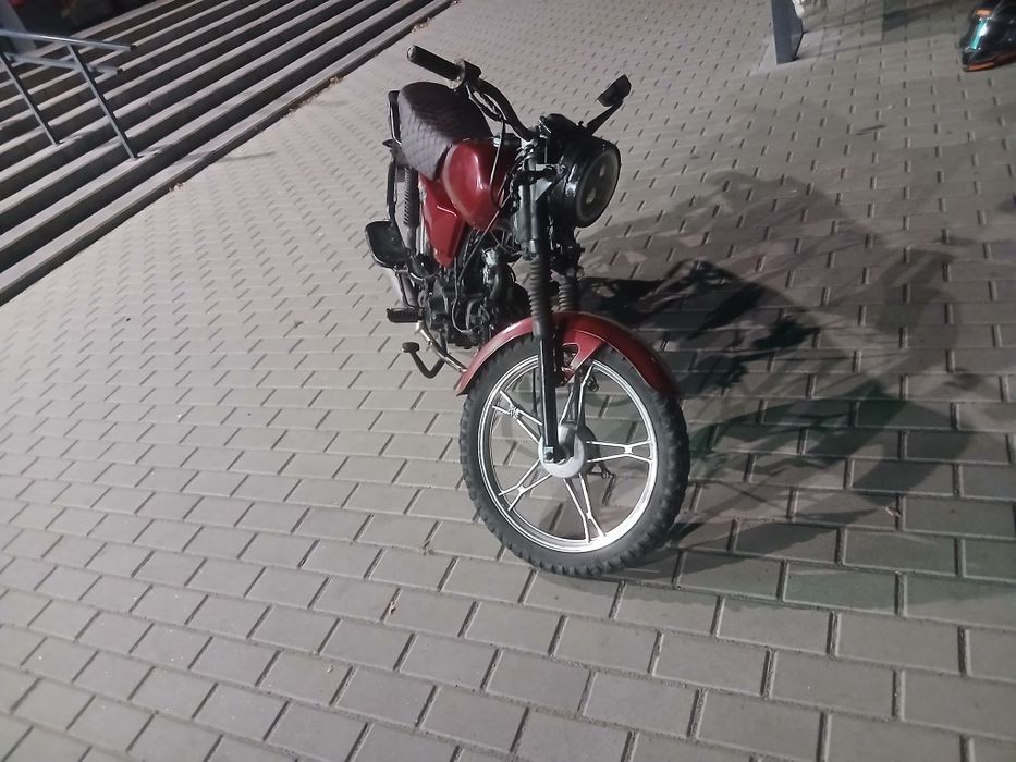 мотоцикол альфа мустанг 125 кубів