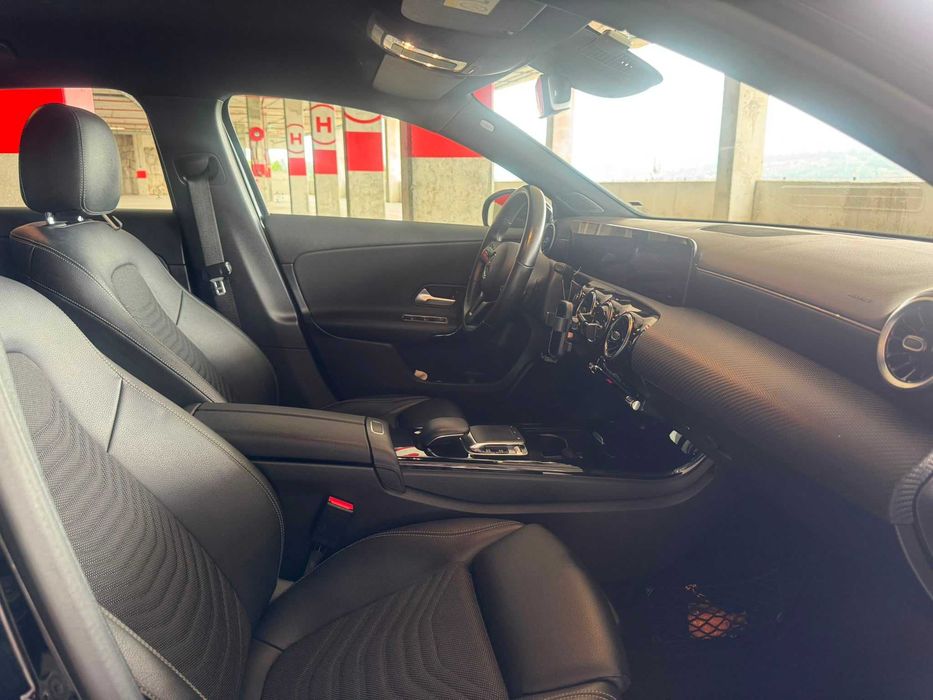 Mercedes-benz A180d (2018)