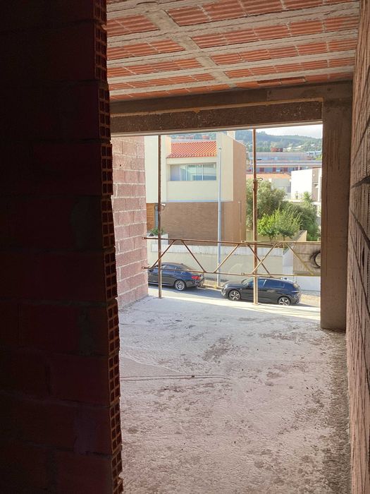 Moradia em banda Lamaçães