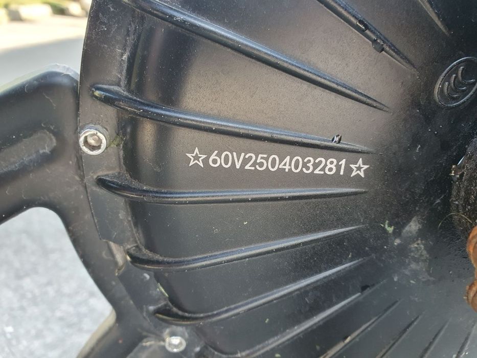 Електроскутер Dozer D-500 (800W, 60V) — пробіг 553 км