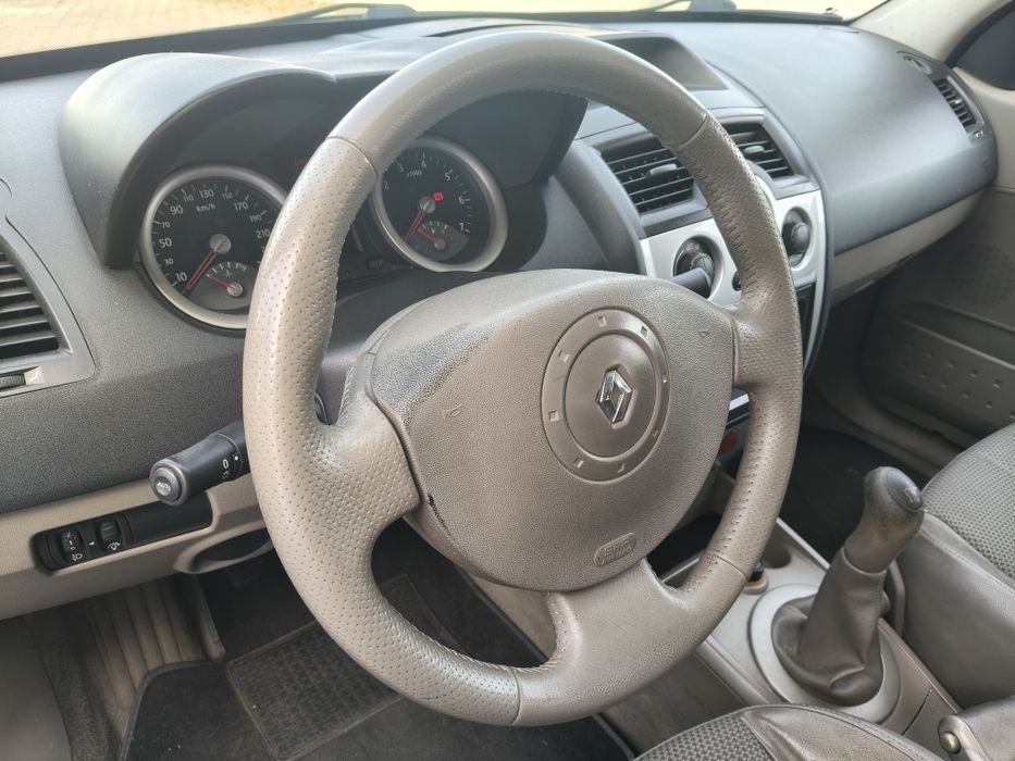Renault Megane II 1.5dCi 82cv c/ AC