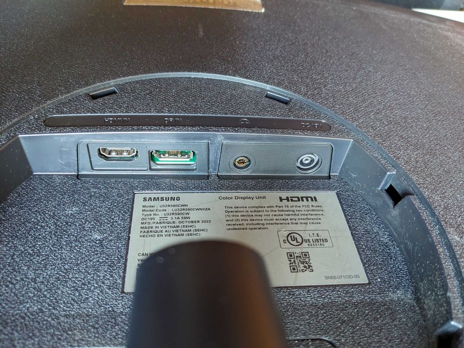 Monitor 32" 4К Samsung LU32R590