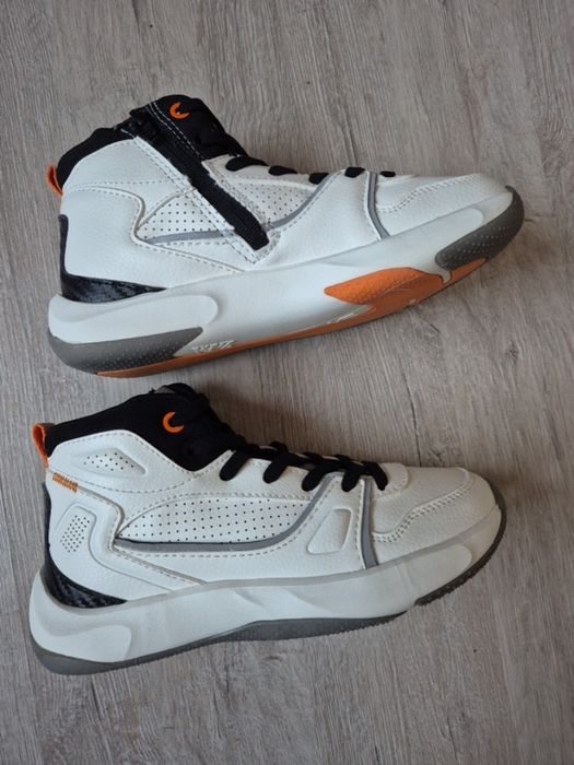 Кеди хайтопи Zara 31р.