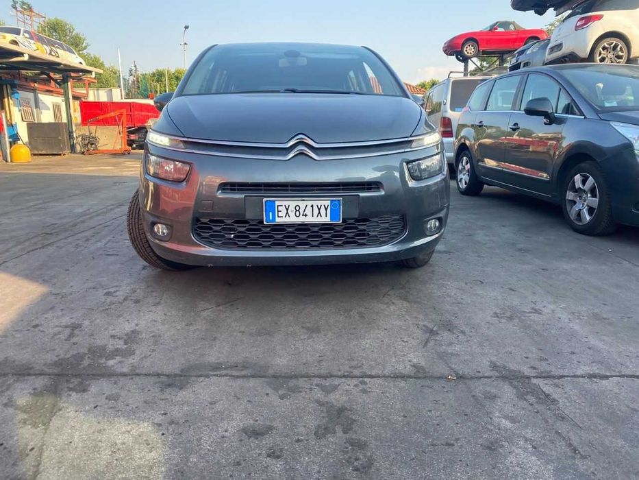 Розборка Citroen C4 гранд пікассо друге покоління 2015, авторозбірка