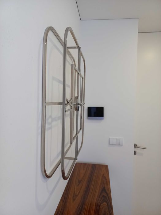 relógio cromado de ótima qualidade