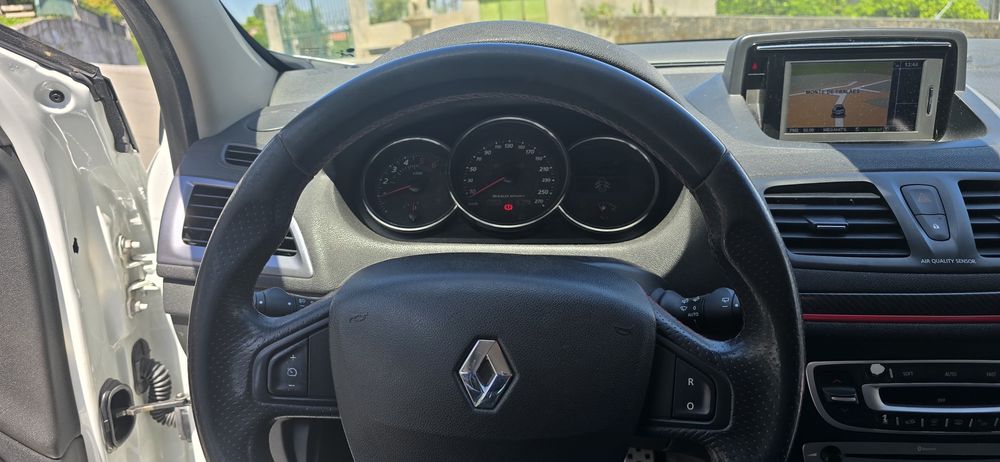Renault Megane Sport Tourer 1.5 dCi GT Line (110cv) – 6 Vel.