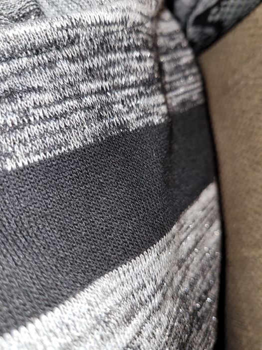 Duży sweterek polecam