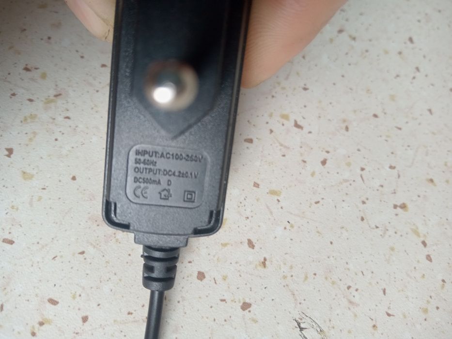 Ładowarka sieciowa napięcie 4.2v 0.1 brak