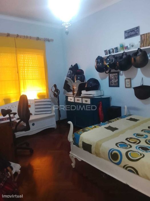 T3 com 110 m² no Fogueteiro — Espaço, luminosidade e localização!