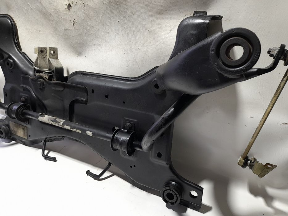 Charriot frente VOLVO V50 (MW)