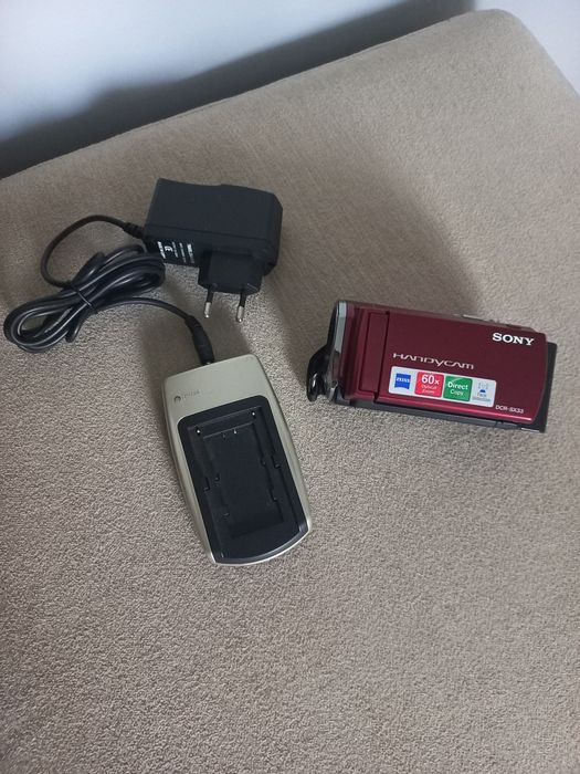 Sony DCR-SX33E...