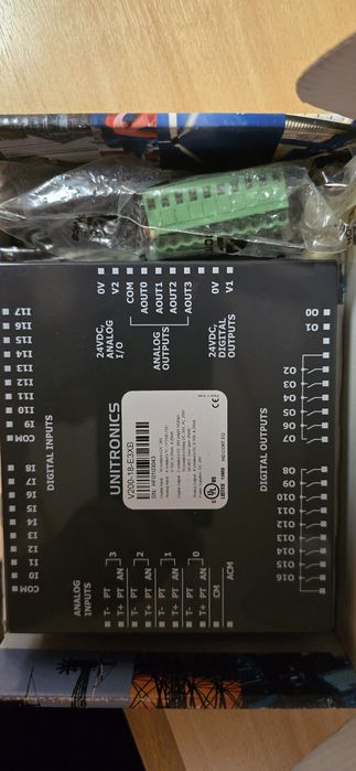 Moduł Unitronics V200-18-E2B Snap-in I