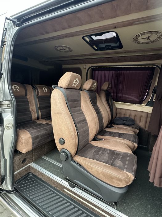 Mercedes Sprinter 319