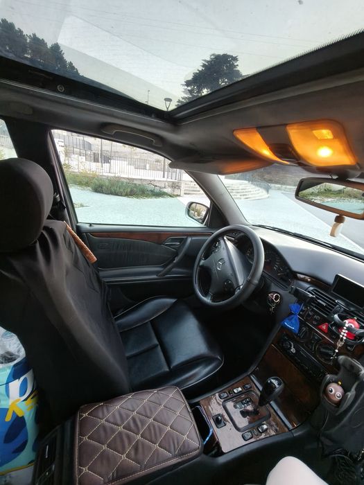 Mercedes-Benz E 220 CDI (W210) – 143cv Auto